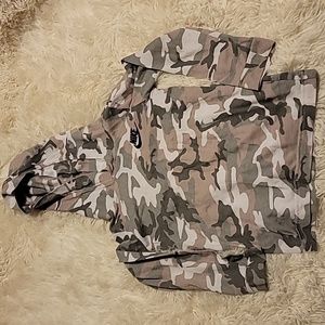 Nike, Girl's long sleeve shirt with hood, Size 3